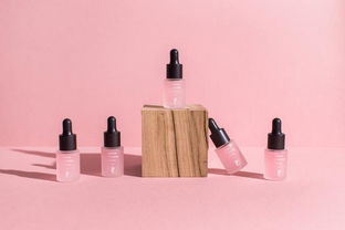 化妝品品類中的護(hù)膚品牌視覺設(shè)計(jì) 藝術(shù)與商業(yè)的完美融合